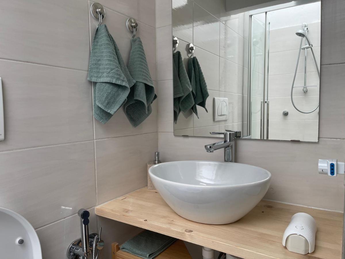 Apartmán Mansarda Di Nolo-Mm Pasteur-Red Line Milán Exteriér fotografie