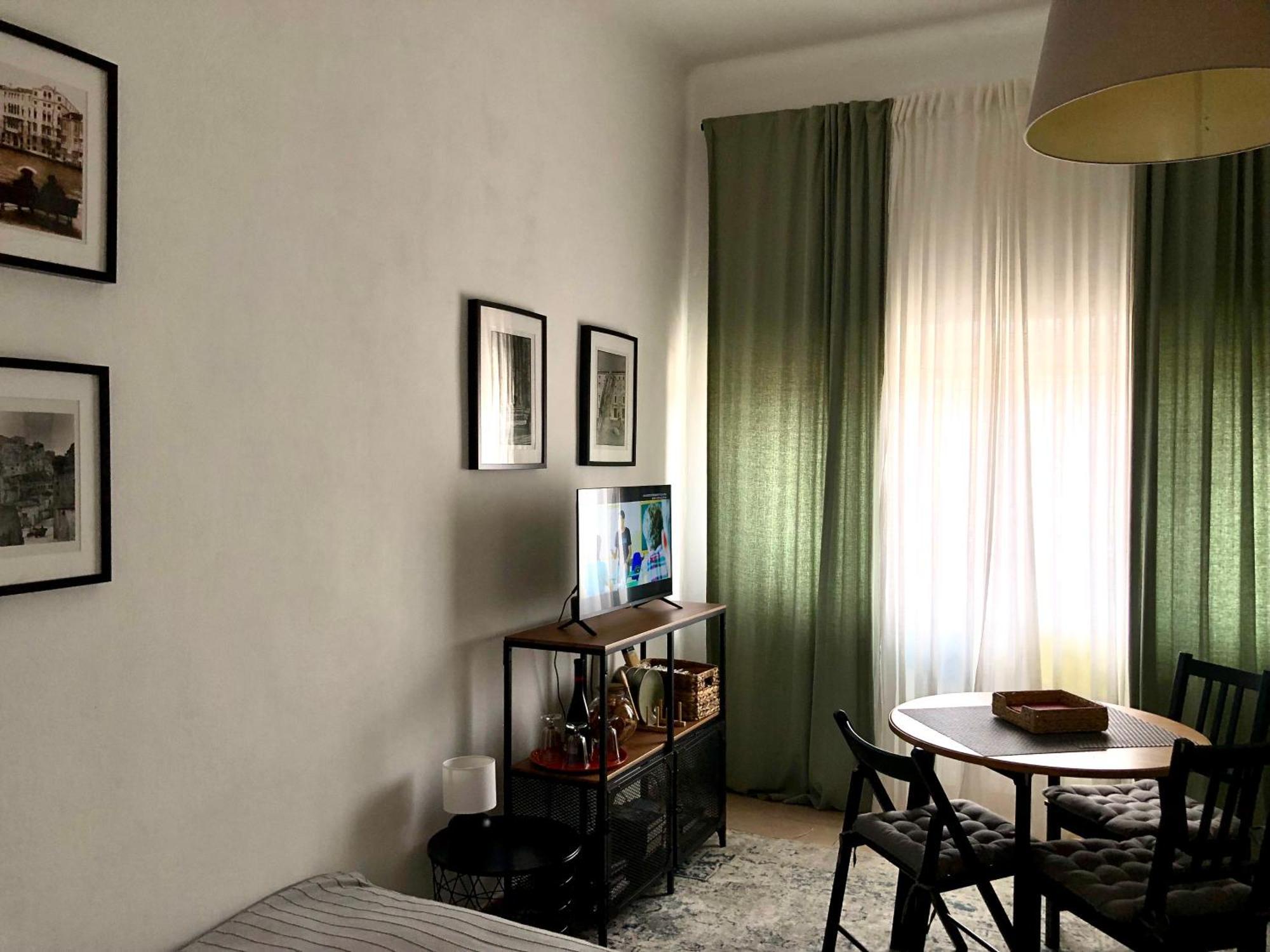 Apartmán Mansarda Di Nolo-Mm Pasteur-Red Line Milán Exteriér fotografie